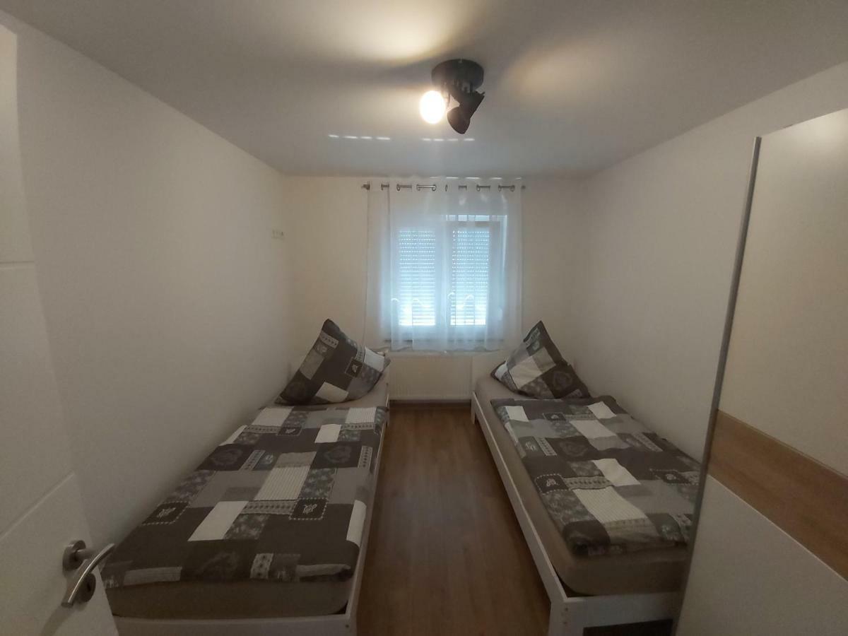 Apartment Claudia Sinsheim Zewnętrze zdjęcie